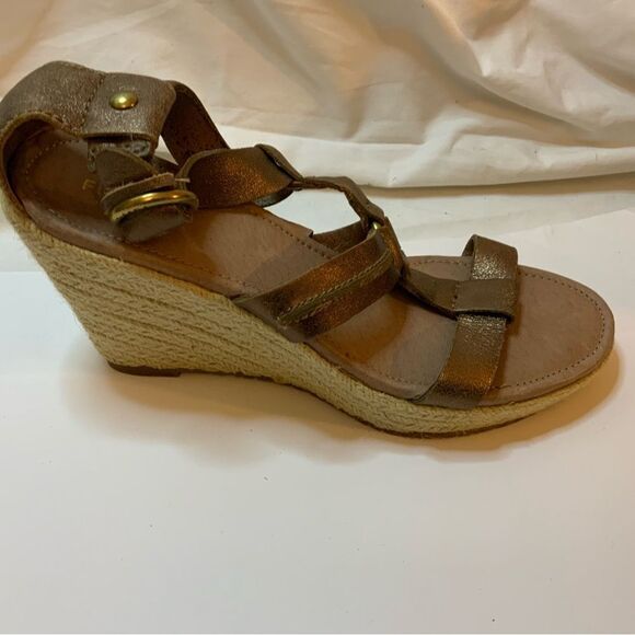 Fossil Selena Wedge Heel Sandal 9.5 M /41 Antique Gold New without Box - Picture 1 of 11